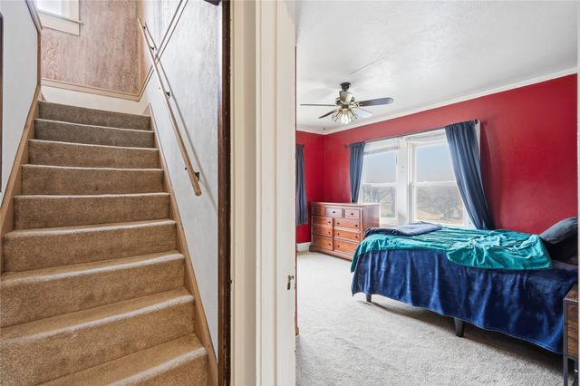 1602 E 32nd Court, Des Moines, IA 50317