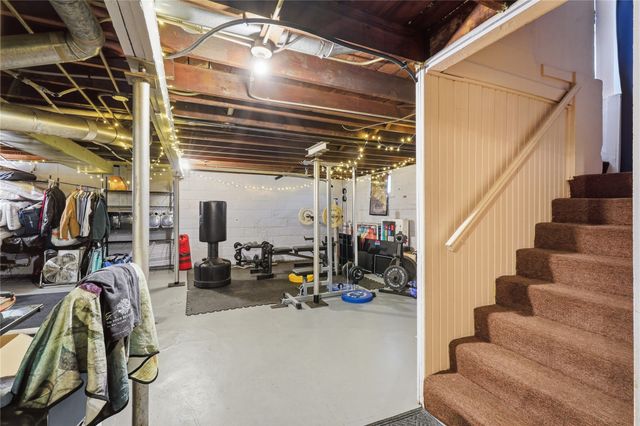 1602 E 32nd Court, Des Moines, IA 50317