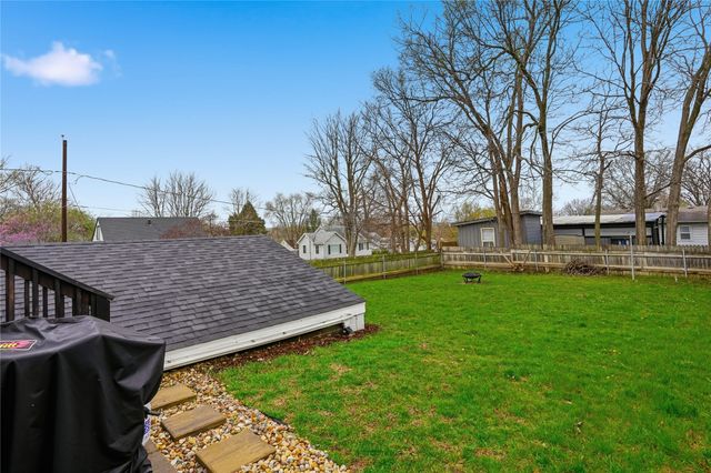 1602 E 32nd Court, Des Moines, IA 50317