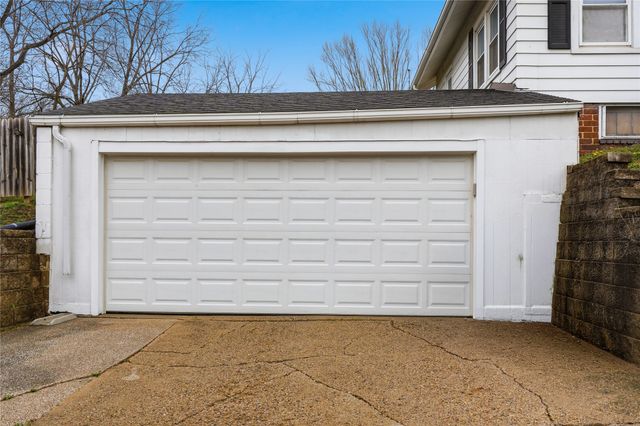 1602 E 32nd Court, Des Moines, IA 50317