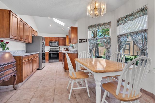 4605 Mesa Encantada Court NW, Albuquerque, NM 87120