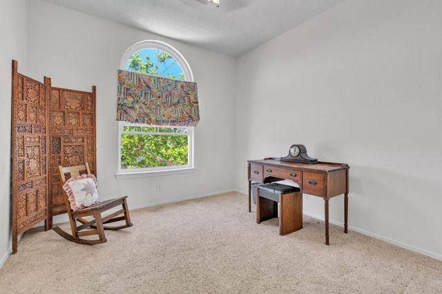 4605 Mesa Encantada Court NW, Albuquerque, NM 87120