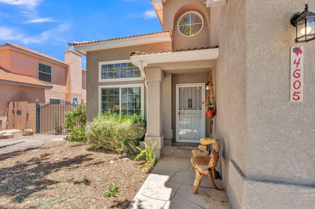 4605 Mesa Encantada Court NW, Albuquerque, NM 87120