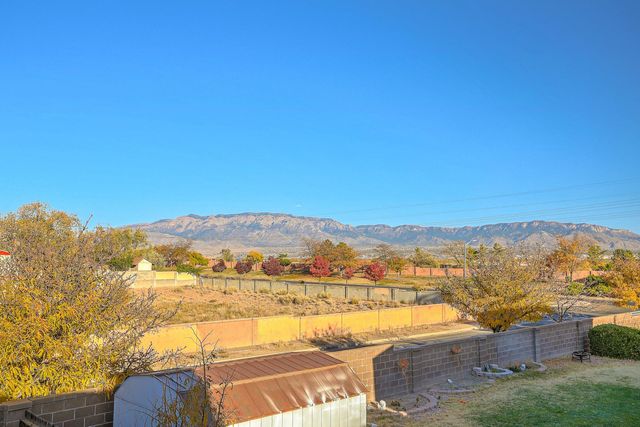 4605 Mesa Encantada Court NW, Albuquerque, NM 87120