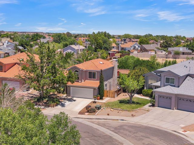 4605 Mesa Encantada Court NW, Albuquerque, NM 87120