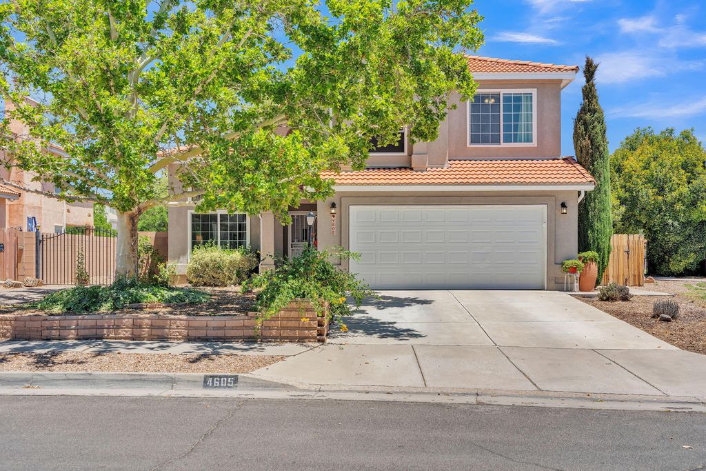 4605 Mesa Encantada Court NW, Albuquerque, NM 87120
