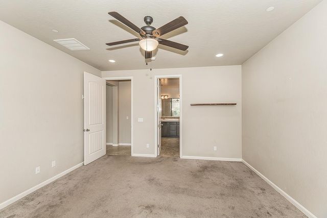 3028 N Hornet Avenue, Fresno, CA 93737