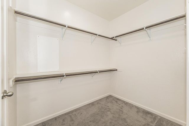 3028 N Hornet Avenue, Fresno, CA 93737