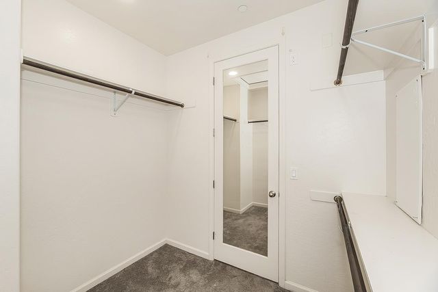 3028 N Hornet Avenue, Fresno, CA 93737