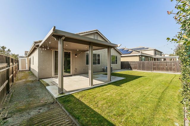 3028 N Hornet Avenue, Fresno, CA 93737