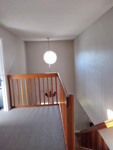 14531 Hickory Ct, Davie, FL 33325