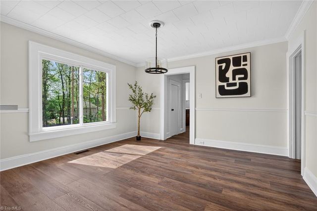 2280 Darwick Road, Winston-salem, NC 27127