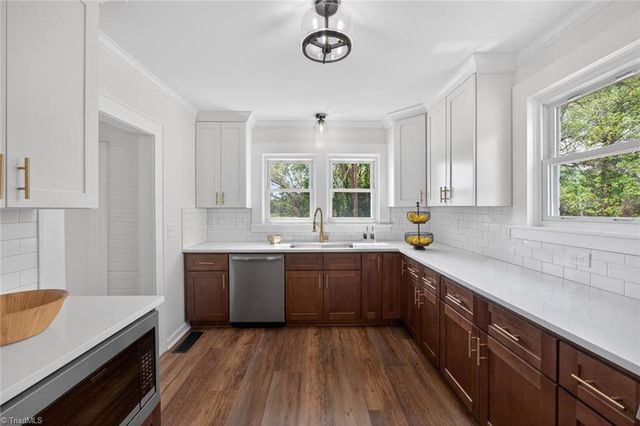 2280 Darwick Road, Winston-salem, NC 27127