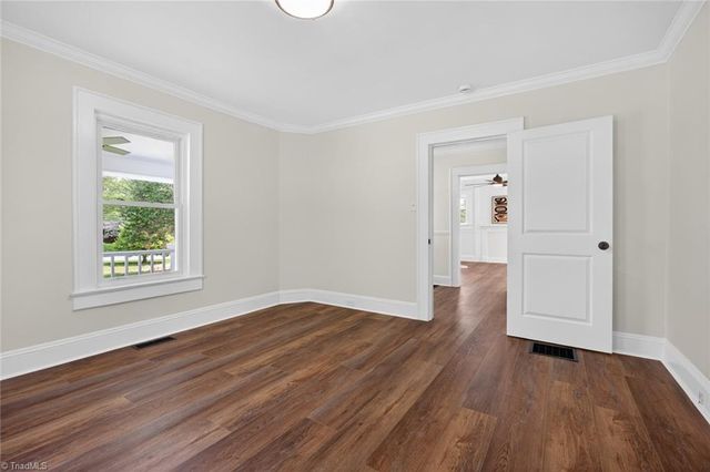 2280 Darwick Road, Winston-salem, NC 27127