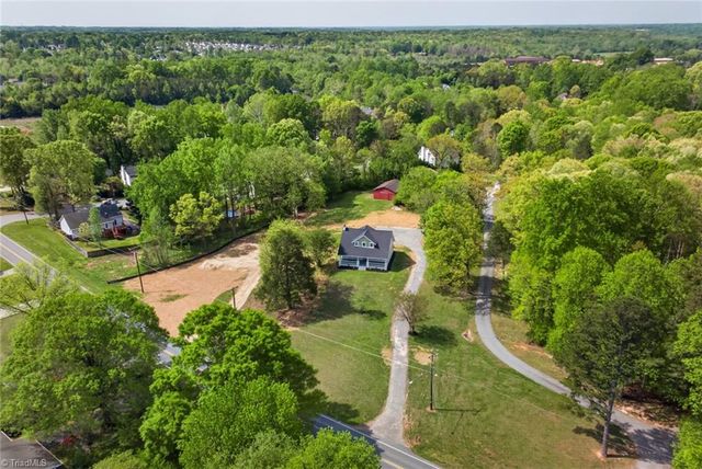 2280 Darwick Road, Winston-salem, NC 27127