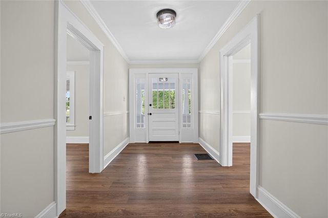 2280 Darwick Road, Winston-salem, NC 27127