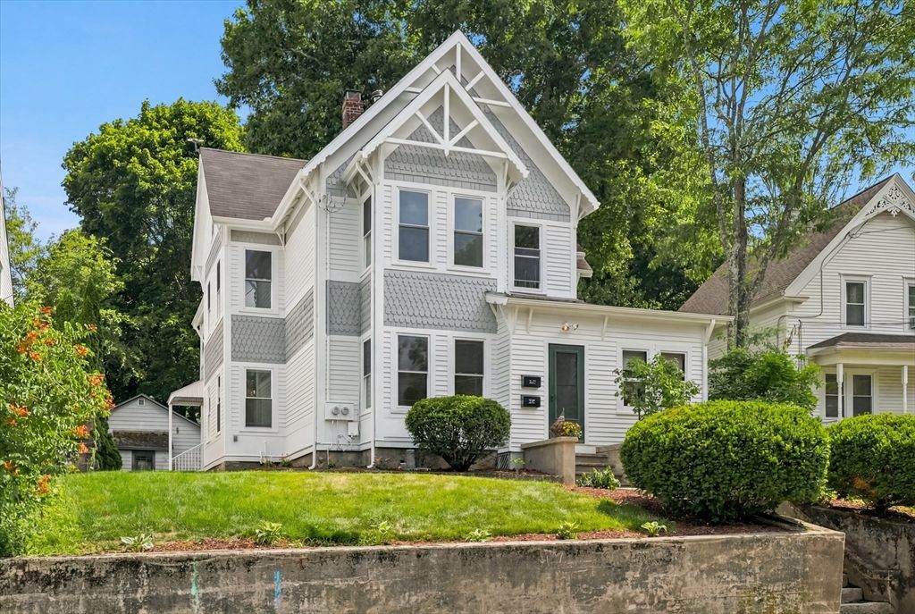 40 Cross St. 1, Franklin, MA 02038