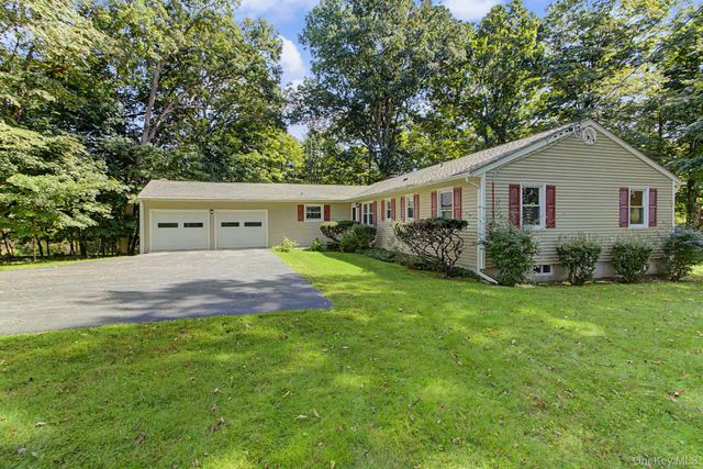 17 Woodland Drive, Brewster, NY 10509
