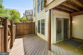 4037 FAIRFAX CENTER HUNT TRL, Fairfax, VA 22030