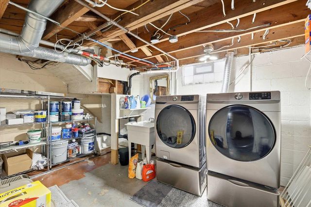 727 N BENNETT STREET, Appleton, WI 54914