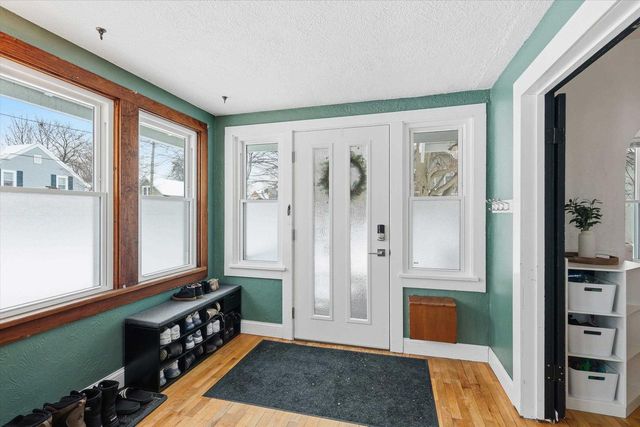 727 N BENNETT STREET, Appleton, WI 54914