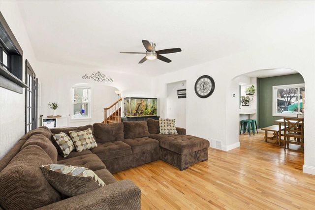 727 N BENNETT STREET, Appleton, WI 54914