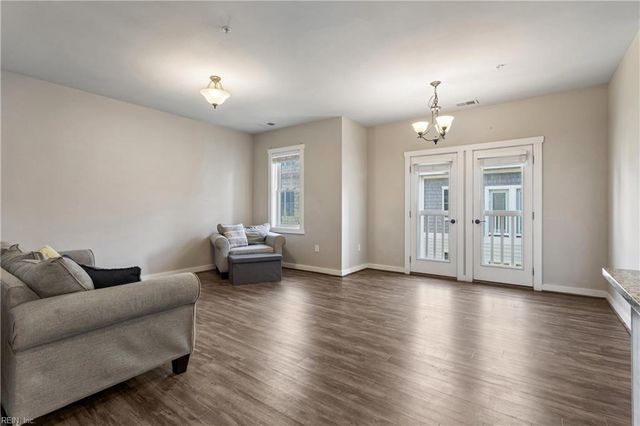 7922 Shore Dr Apt 303, Norfolk, VA 23518