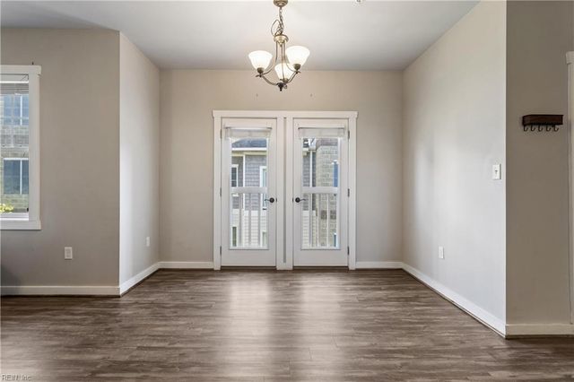 7922 Shore Dr Apt 303, Norfolk, VA 23518