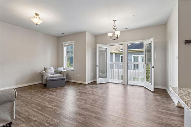 7922 Shore Dr Apt 303, Norfolk, VA 23518