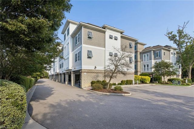 7922 Shore Dr Apt 303, Norfolk, VA 23518