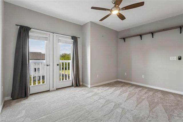 7922 Shore Dr Apt 303, Norfolk, VA 23518
