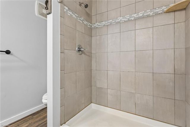 7922 Shore Dr Apt 303, Norfolk, VA 23518