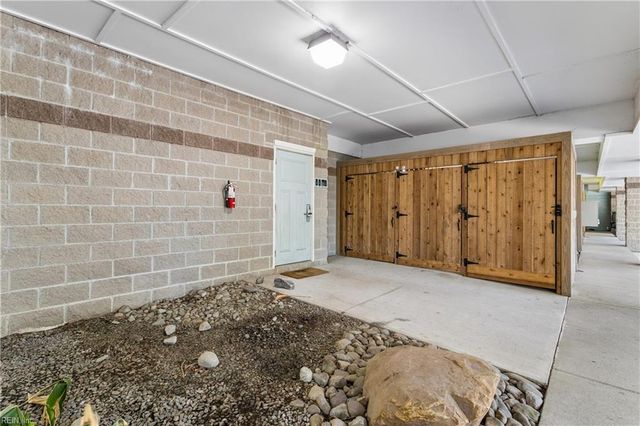 7922 Shore Dr Apt 303, Norfolk, VA 23518