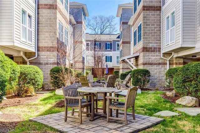 7922 Shore Dr Apt 303, Norfolk, VA 23518