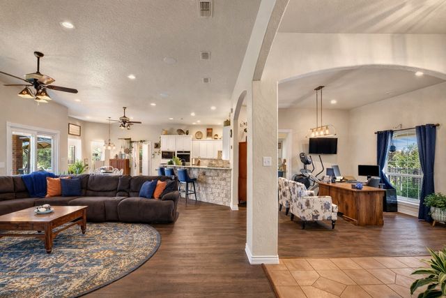 737 County Road 4699, Boyd, TX 76023
