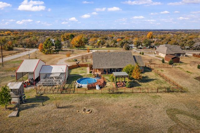 737 County Road 4699, Boyd, TX 76023