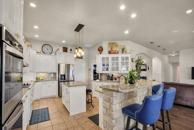 737 County Road 4699, Boyd, TX 76023