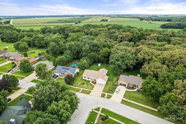 2019 Pauline Place, Plano, IL 60545