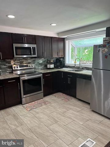 44 EMBER LN, Willingboro, NJ 08046