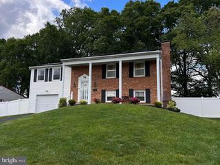 44 EMBER LN, Willingboro, NJ 08046