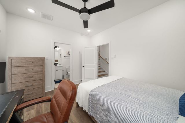 901 Lehman Street C, Houston, TX 77018