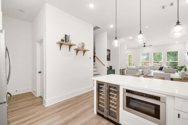 901 Lehman Street C, Houston, TX 77018