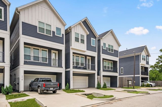 901 Lehman Street C, Houston, TX 77018
