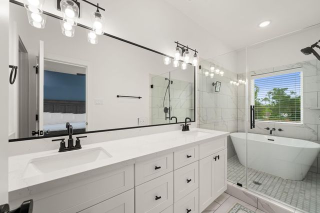 901 Lehman Street C, Houston, TX 77018
