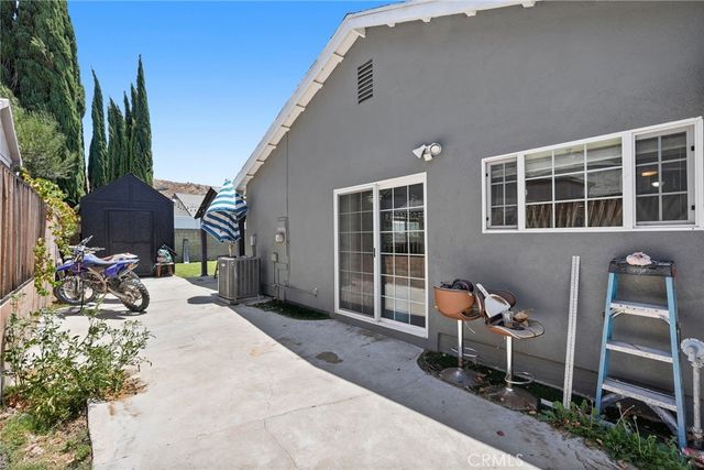 28948 Flowerpark Drive, Canyon Country, CA 91387