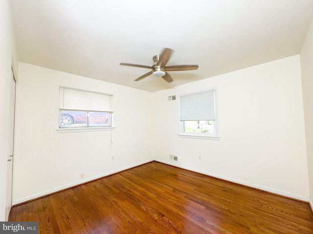 6631 AUBURN AVE, Hyattsville, MD 20784