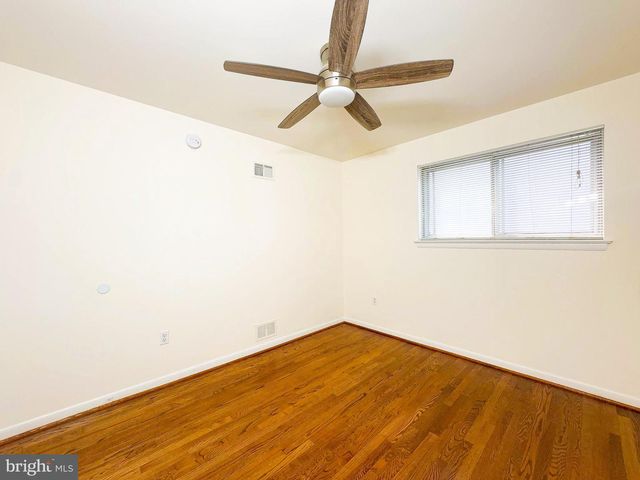 6631 AUBURN AVE, Hyattsville, MD 20784