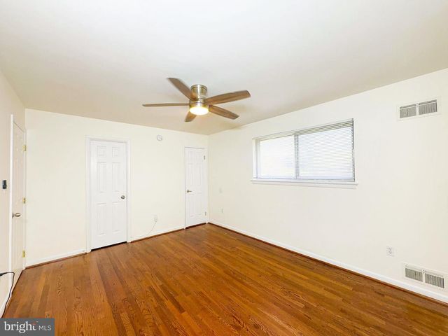6631 AUBURN AVE, Hyattsville, MD 20784