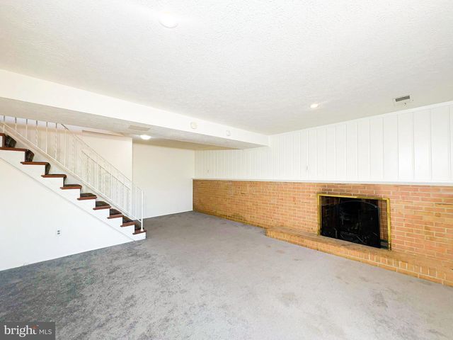 6631 AUBURN AVE, Hyattsville, MD 20784