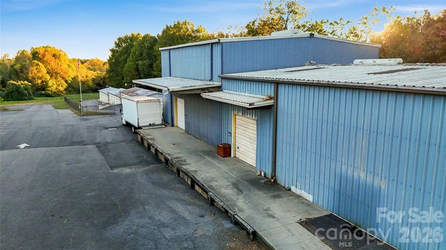 2313 W Front Street, Statesville, NC 28677